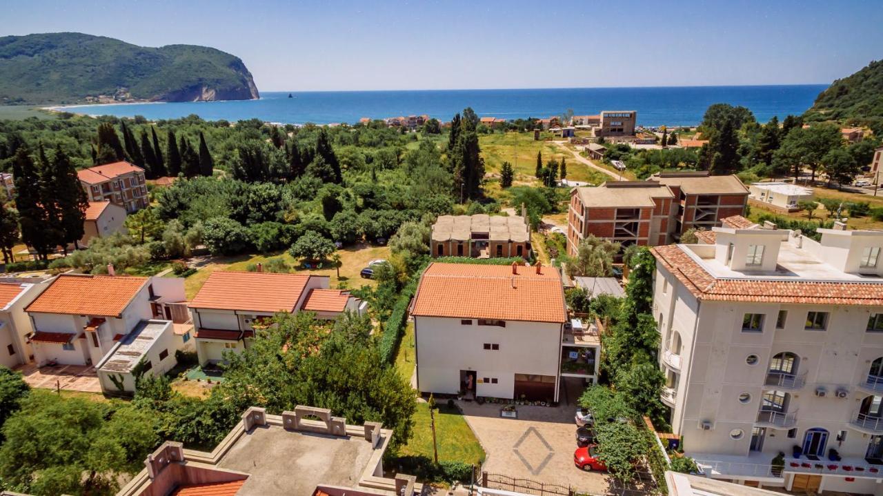 Apartments Viktorija Petrovac Ngoại thất bức ảnh